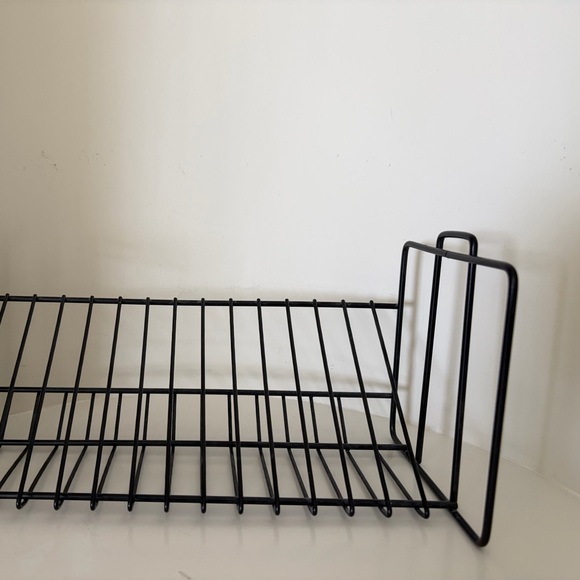 Black Metal Wire Rack 2cm each slot - Picture 3 of 4